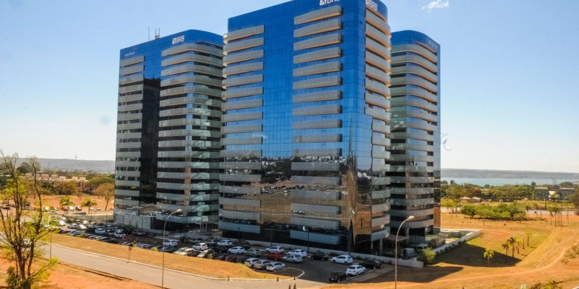 justica-suspende-decisao-que-barrou-compra-do-banco-master-pelo-brb