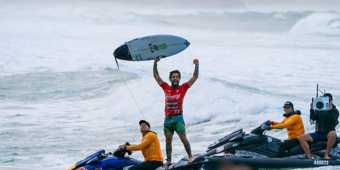 surfe:-filipe-toleto-conquista-titulo-da-etapa-de-gold-coast