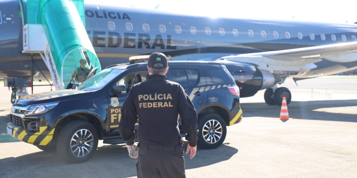 integrante-do-pcc-preso-na-bolivia-e-levado-para-presidio-em-brasilia