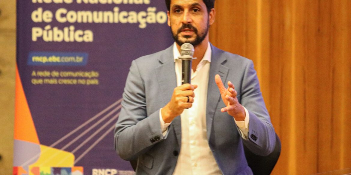 ebc-apresenta-acoes-em-reuniao-da-rede-nacional-de-comunicacao-publica