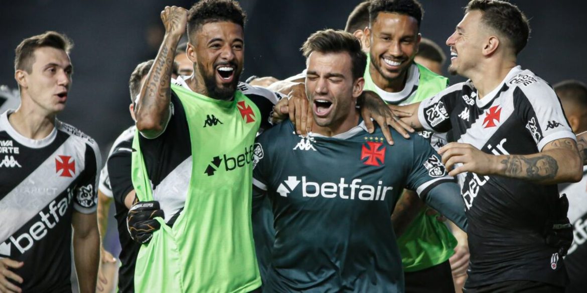 vasco-supera-operario-nos-penaltis-e-segue-vivo-na-copa-do-brasil