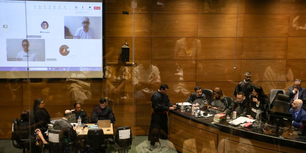 ex-pm-ronnie-lessa-e-condenado-a-90-anos-de-prisao-por-morte-de-casal