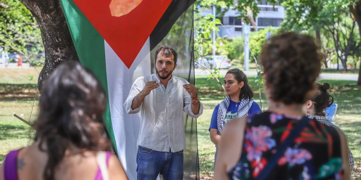 israel-decide-deportar-ativista-thiago-avila-que-iniciou-greve-de-fome