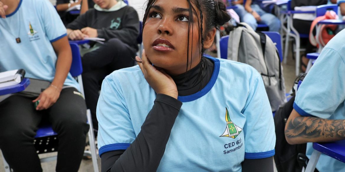 pe-de-meia:-nascidos-em-novembro-e-dezembro-recebem-parcela-de-r$-200