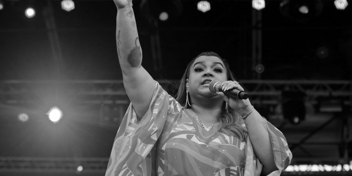 vitima-de-cancer,-preta-gil-morre-aos-50-anos