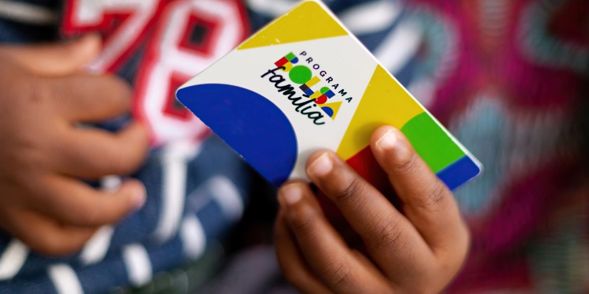 caixa-comeca-a-pagar-bolsa-familia-de-agosto
