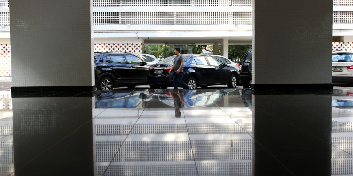 proporcao-de-brasileiros-que-moram-sozinhos-cresce-52%-em-12-anos