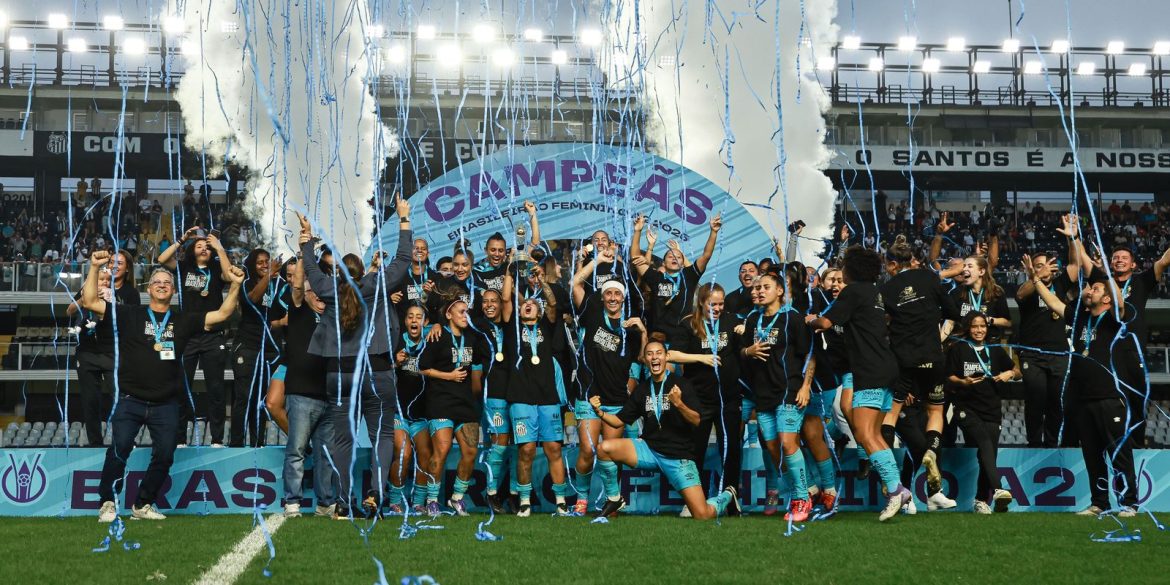 santos-busca-empate-com-botafogo-e-conquista-brasileirao-feminino-a2