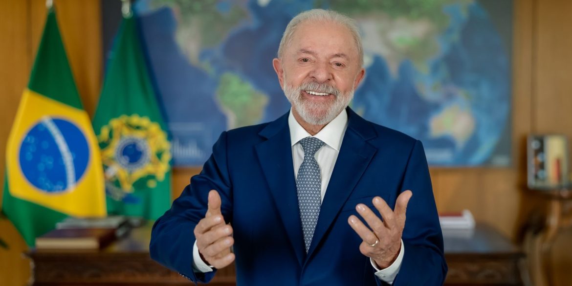 isencao-do-ir-injeta-r$-28-bilhoes-na-economia,-diz-lula