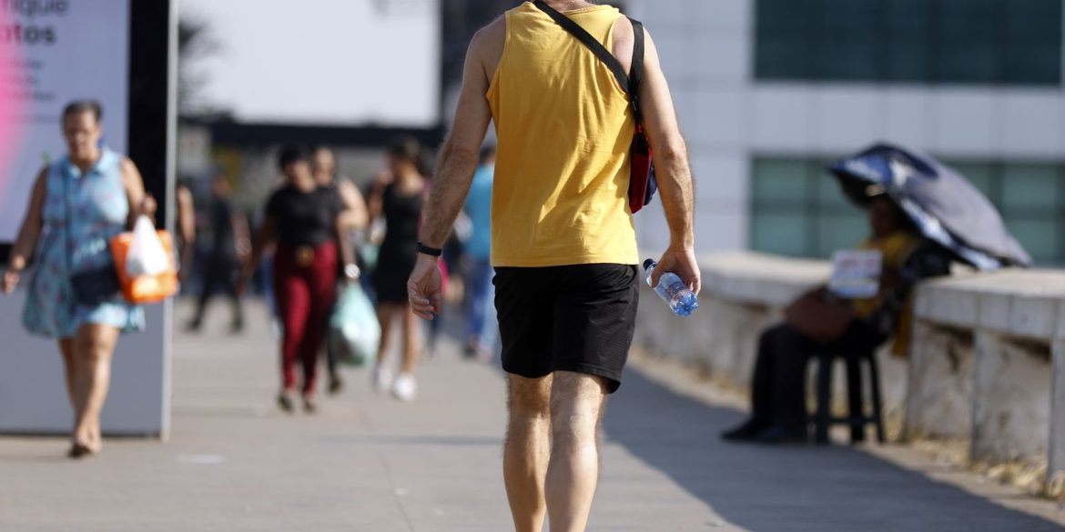 brasil-tem-previsao-de-natal-com-ondas-de-calor-e-chuvas