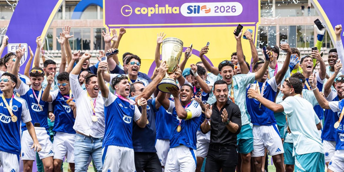 cruzeiro-bate-sao-paulo-e-fatura-bicampeonato-da-copinha-apos-19-anos
